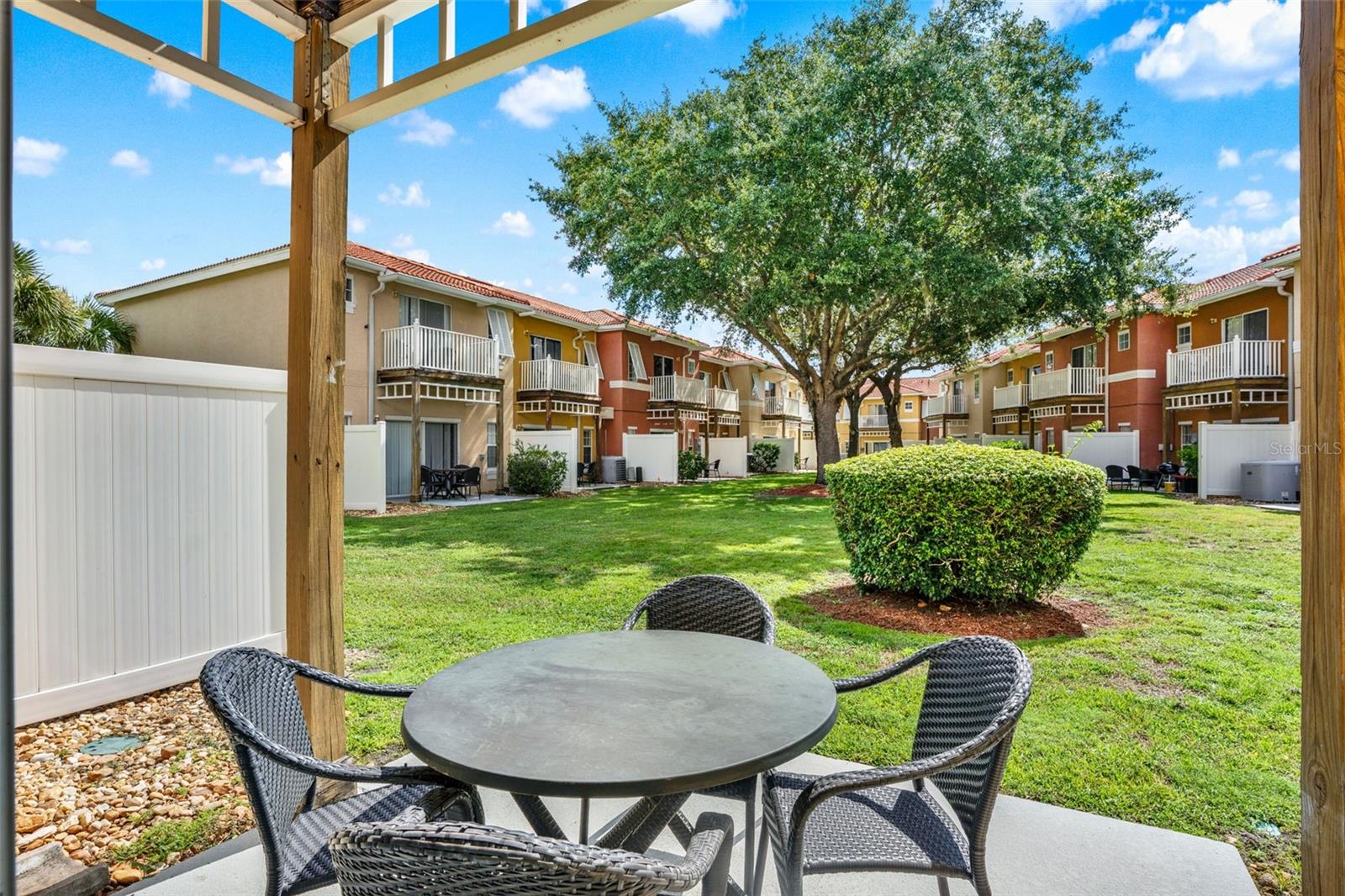 Image 24 of 57 For 1086 Park Ridge Circle