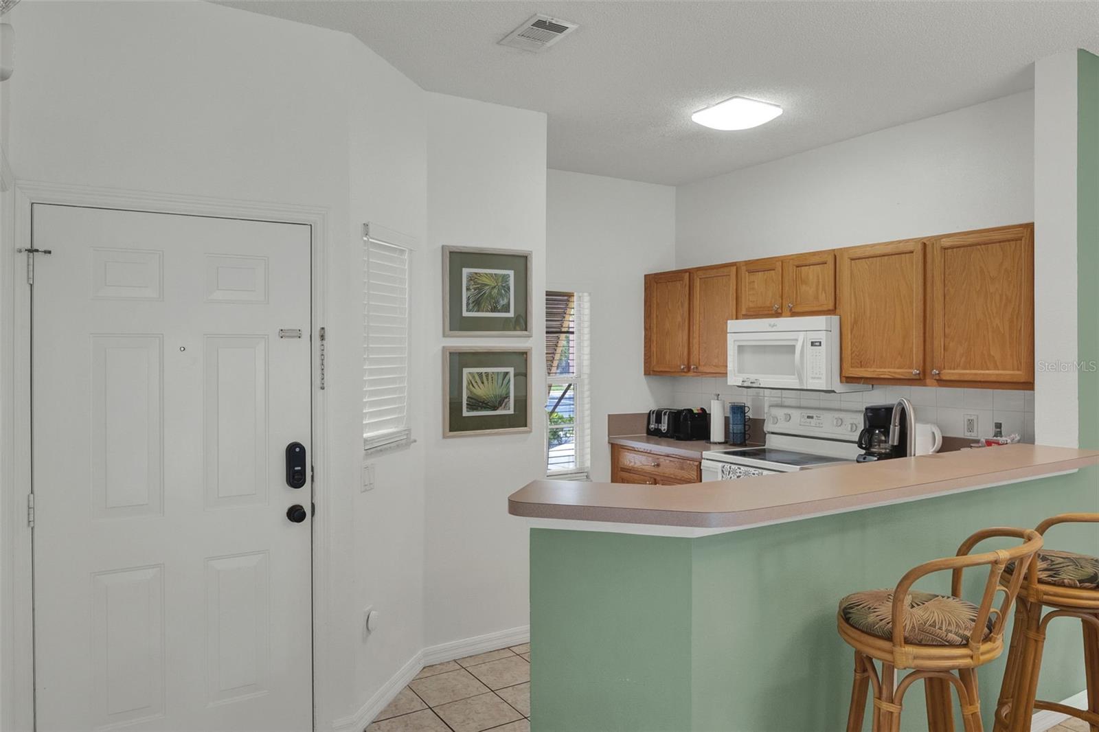 Image 6 of 57 For 1086 Park Ridge Circle