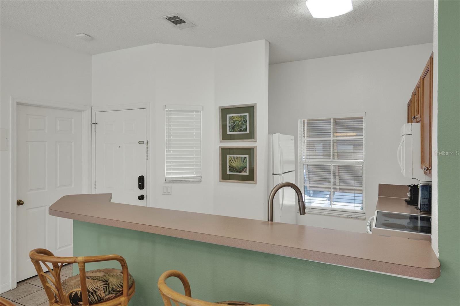 Image 7 of 57 For 1086 Park Ridge Circle