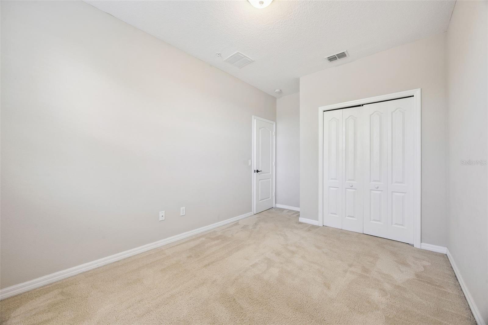 Image 21 of 53 For 2692 White Isle Lane 103