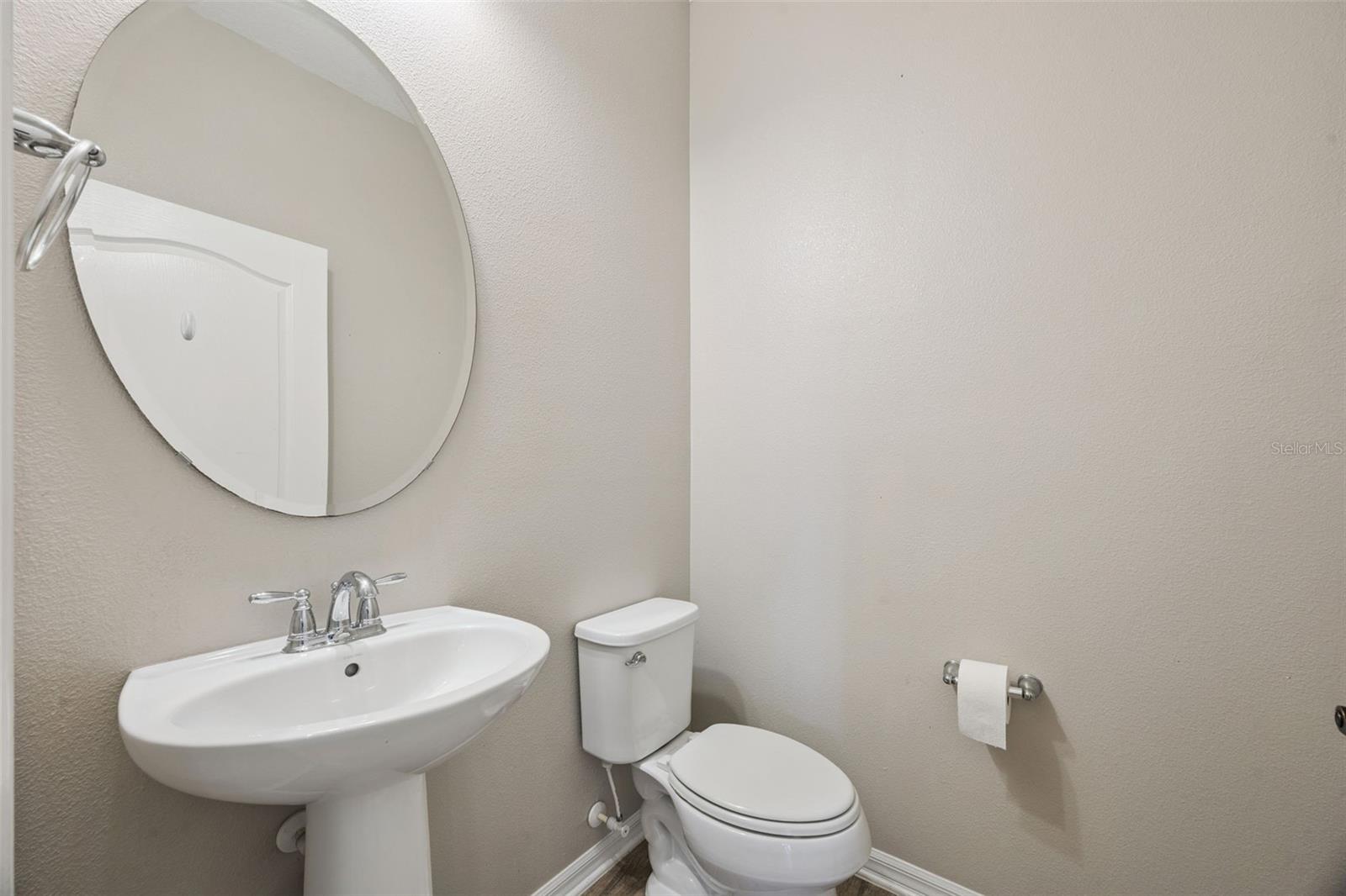 Image 27 of 53 For 2692 White Isle Lane 103