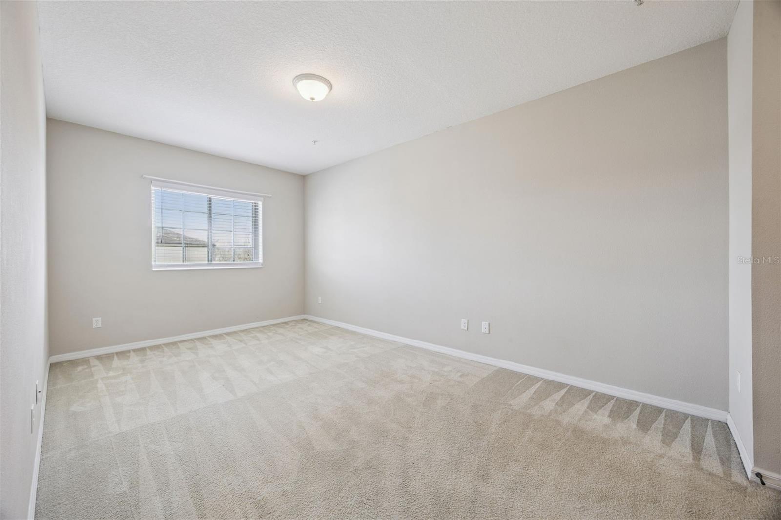 Image 33 of 53 For 2692 White Isle Lane 103