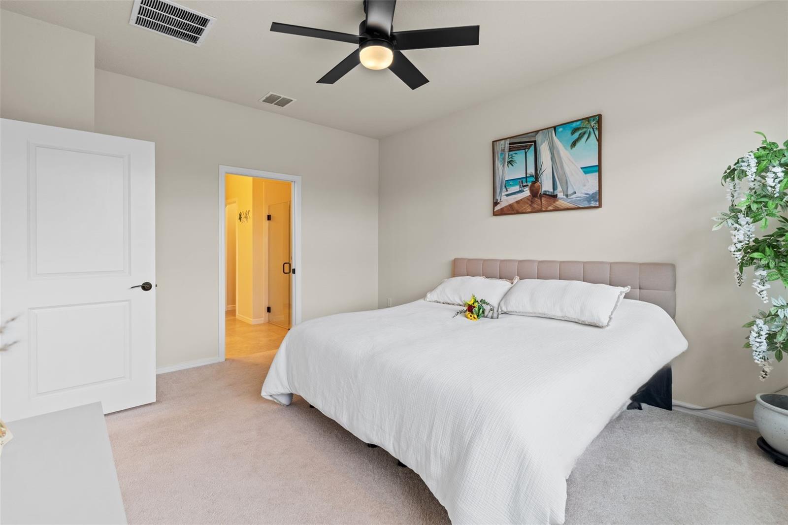 Image 20 of 60 For 13615 Splashing Isla Drive