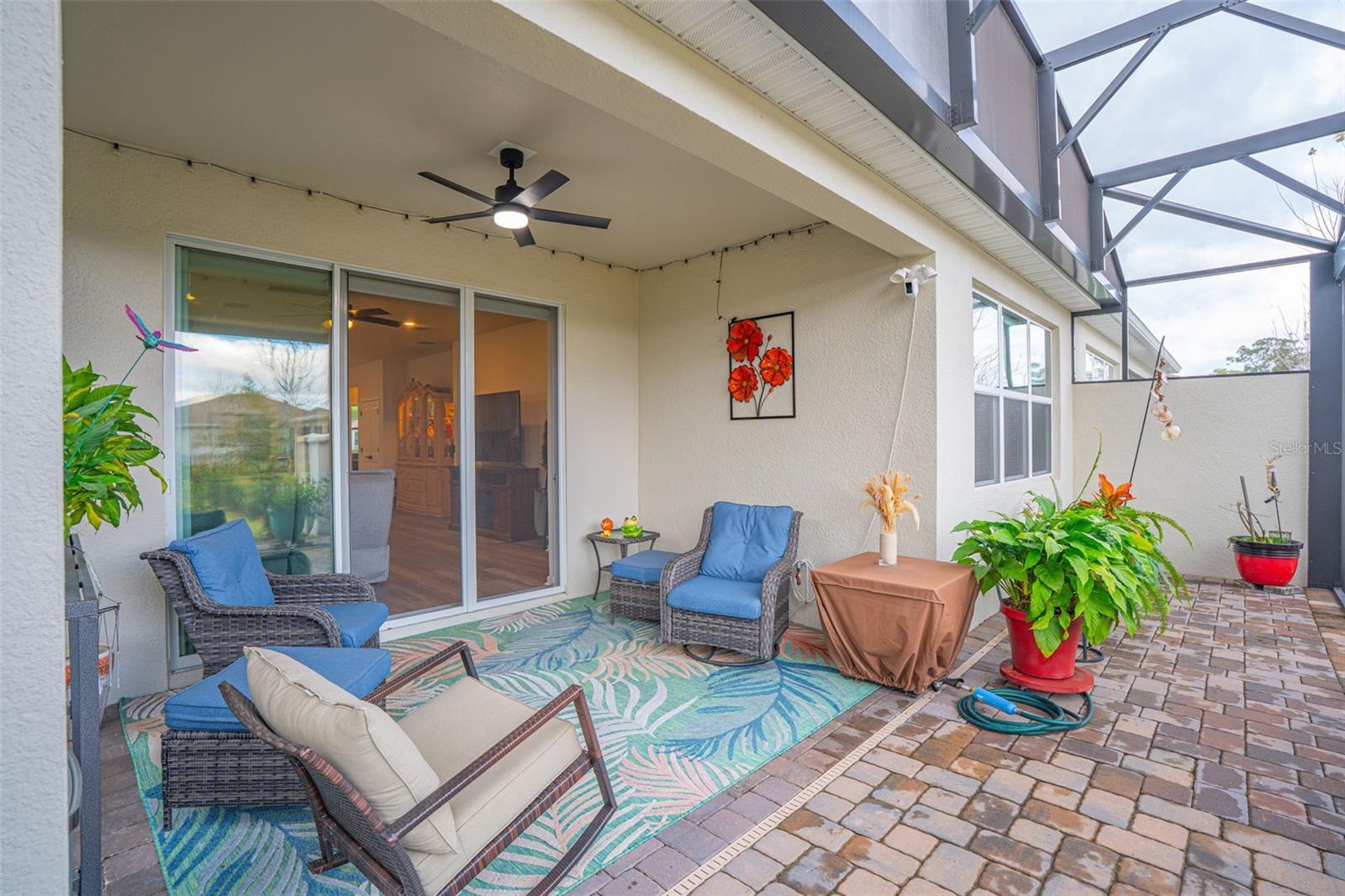 Image 28 of 60 For 13615 Splashing Isla Drive