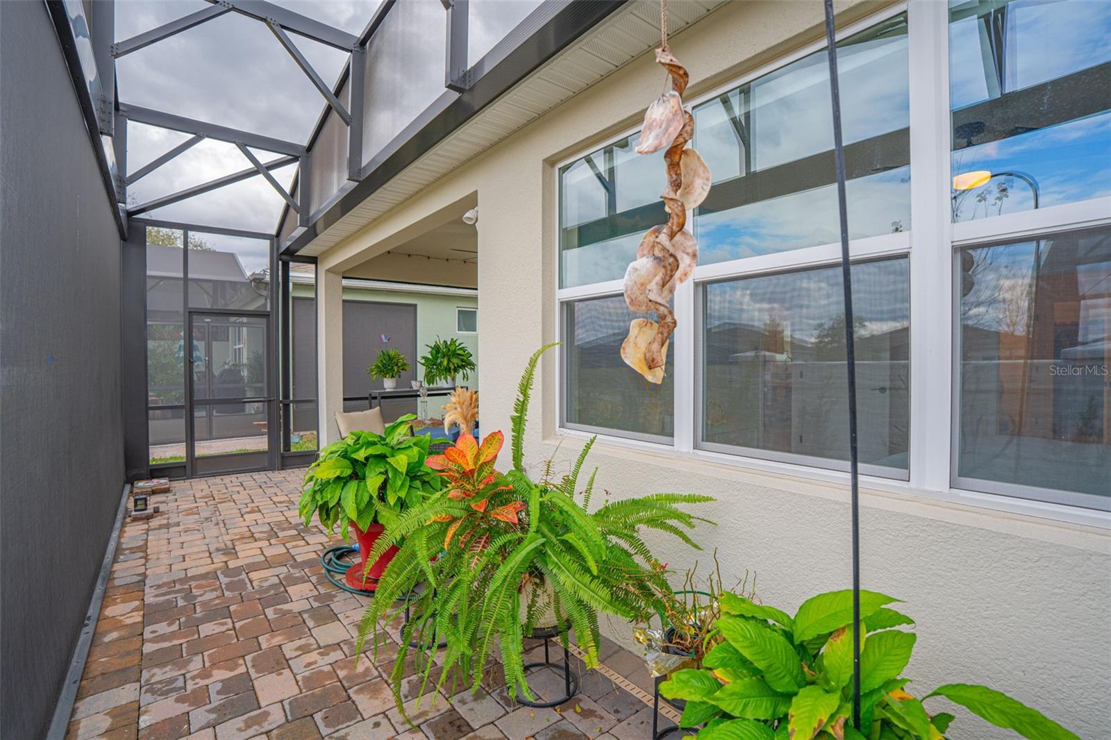 Image 29 of 60 For 13615 Splashing Isla Drive