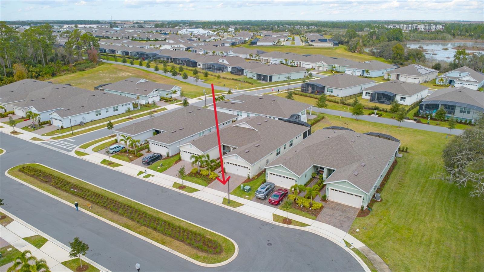 Image 31 of 60 For 13615 Splashing Isla Drive