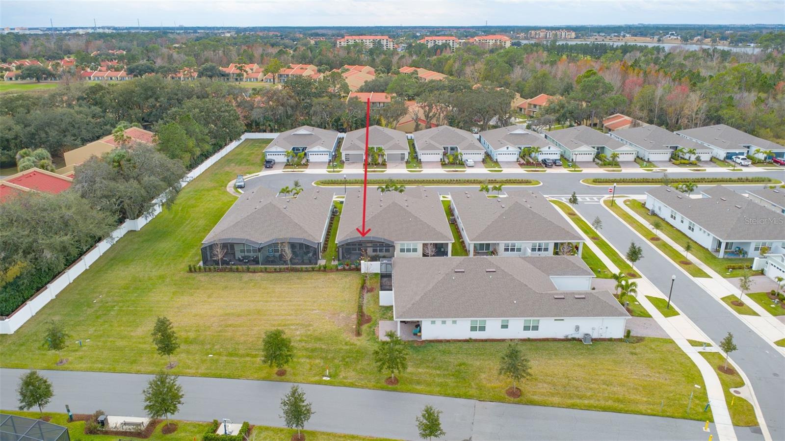 Image 34 of 60 For 13615 Splashing Isla Drive