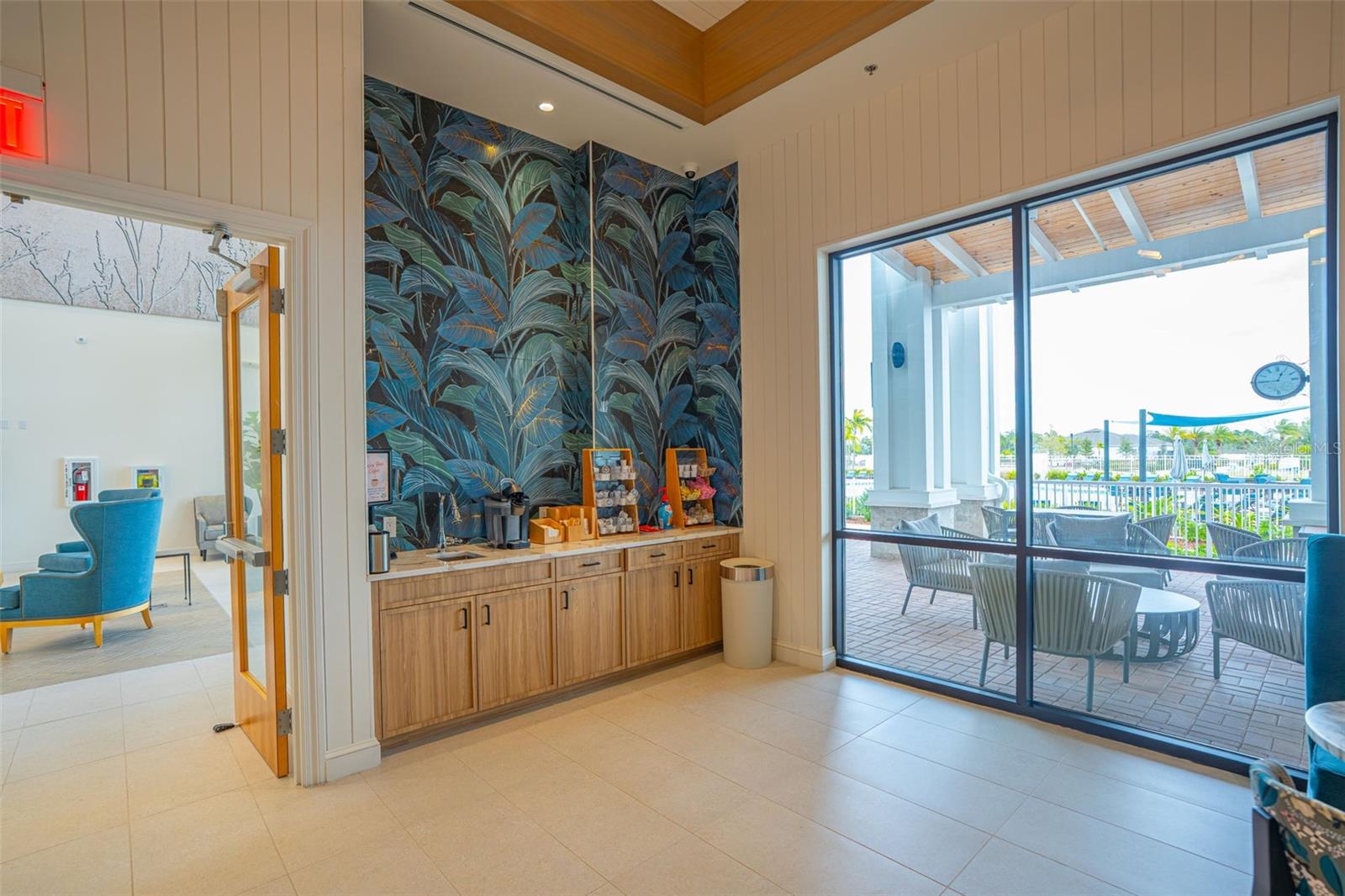 Image 53 of 60 For 13615 Splashing Isla Drive