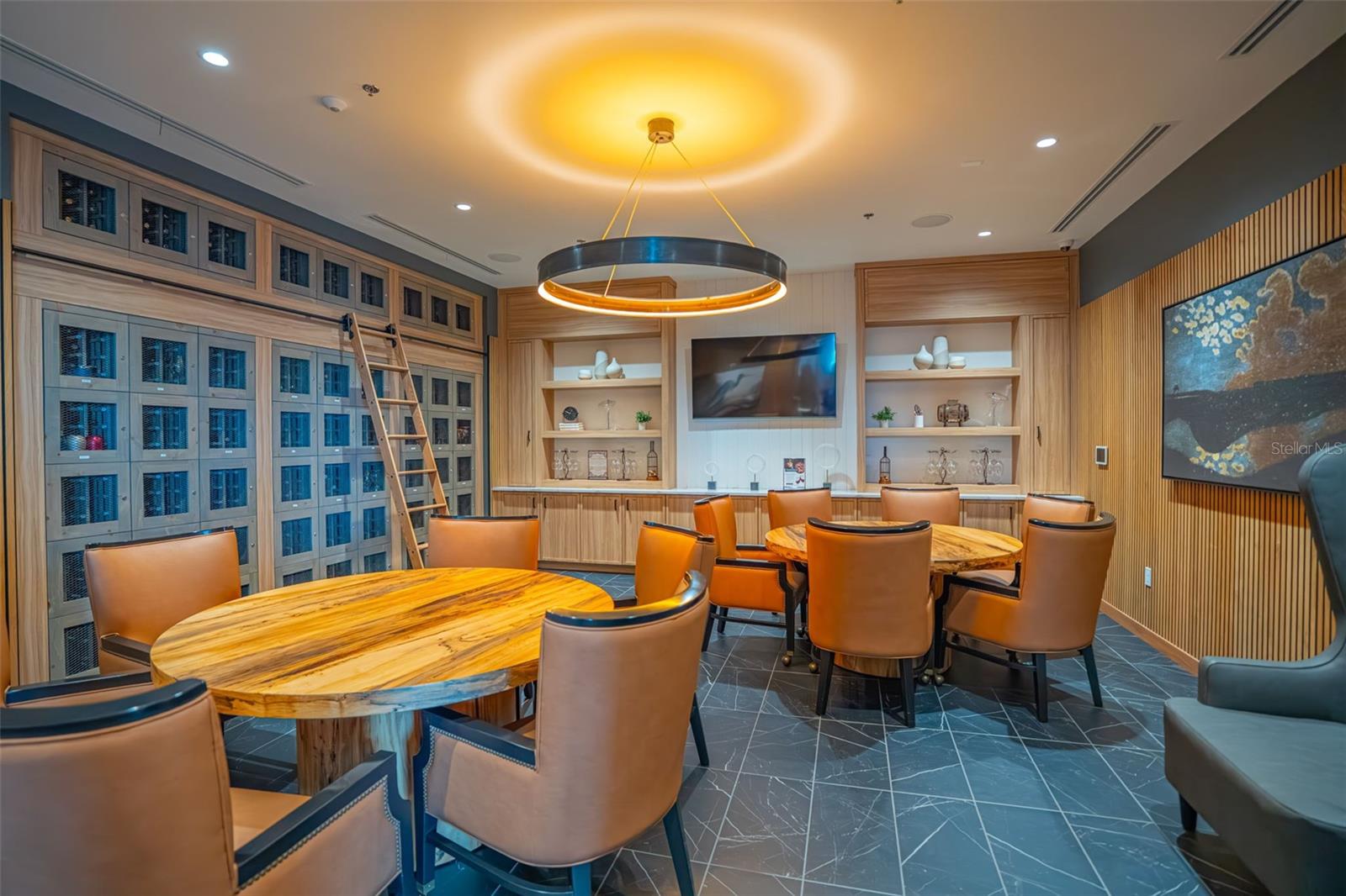 Image 54 of 60 For 13615 Splashing Isla Drive