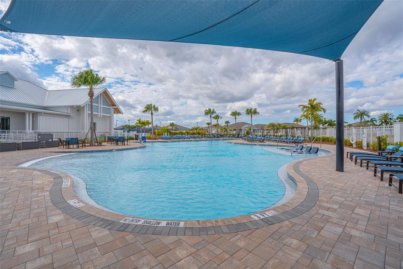 Image 56 of 60 For 13615 Splashing Isla Drive