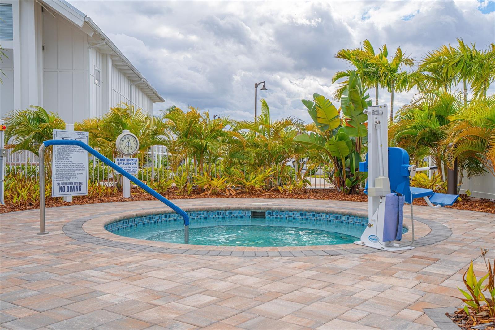 Image 60 of 60 For 13615 Splashing Isla Drive