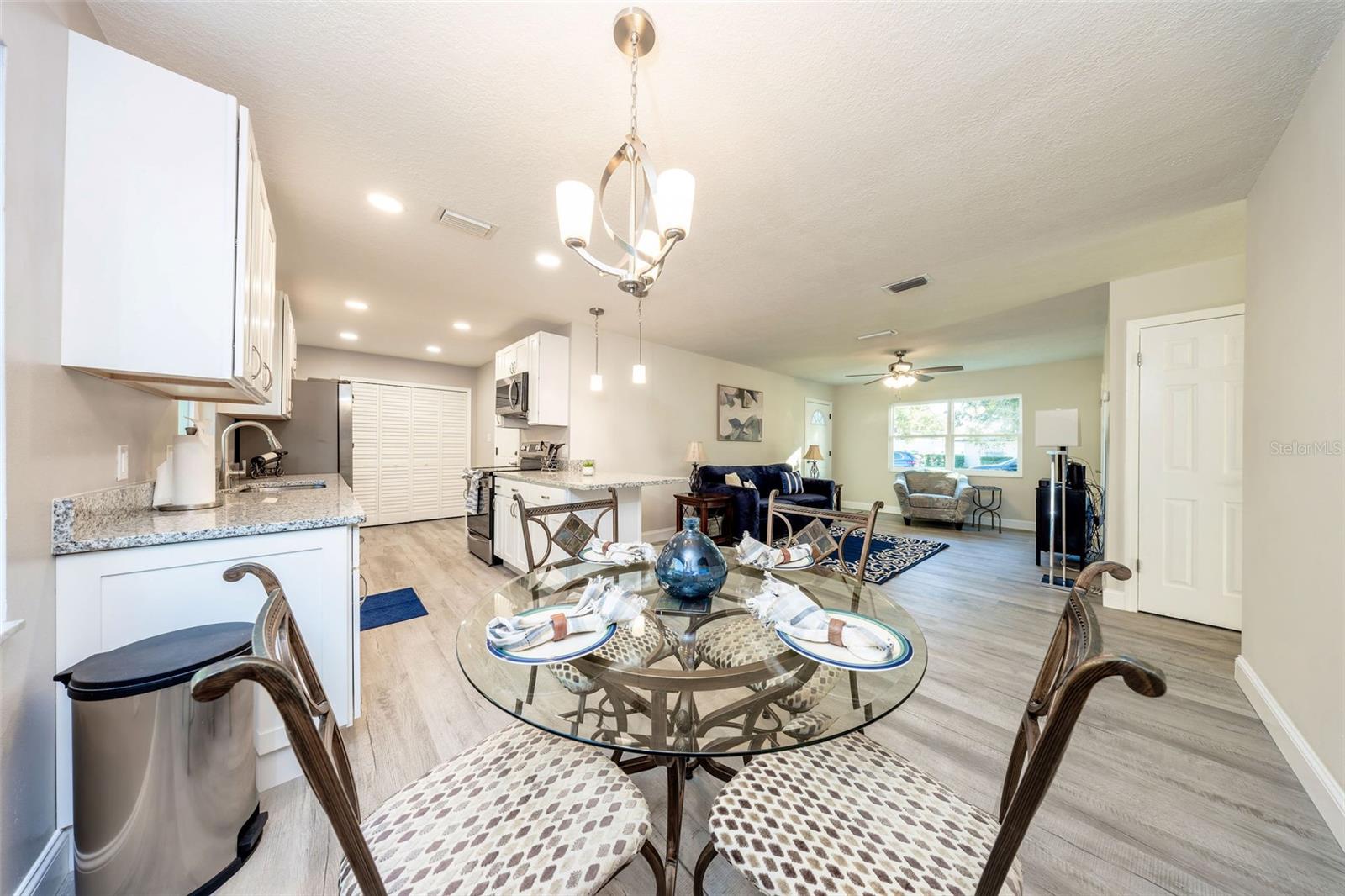 Image 12 of 30 For 904 22nd Street