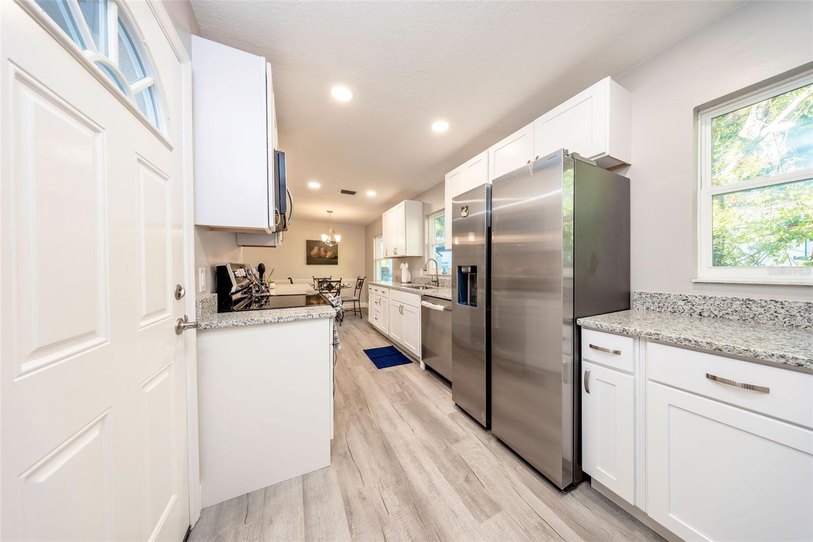 Image 16 of 30 For 904 22nd Street