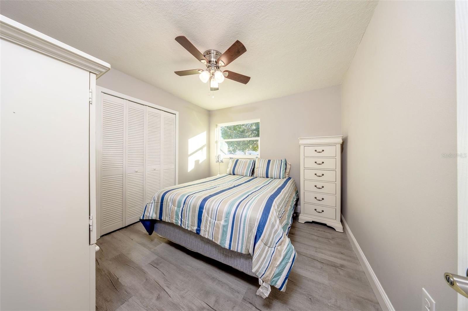 Image 22 of 30 For 904 22nd Street