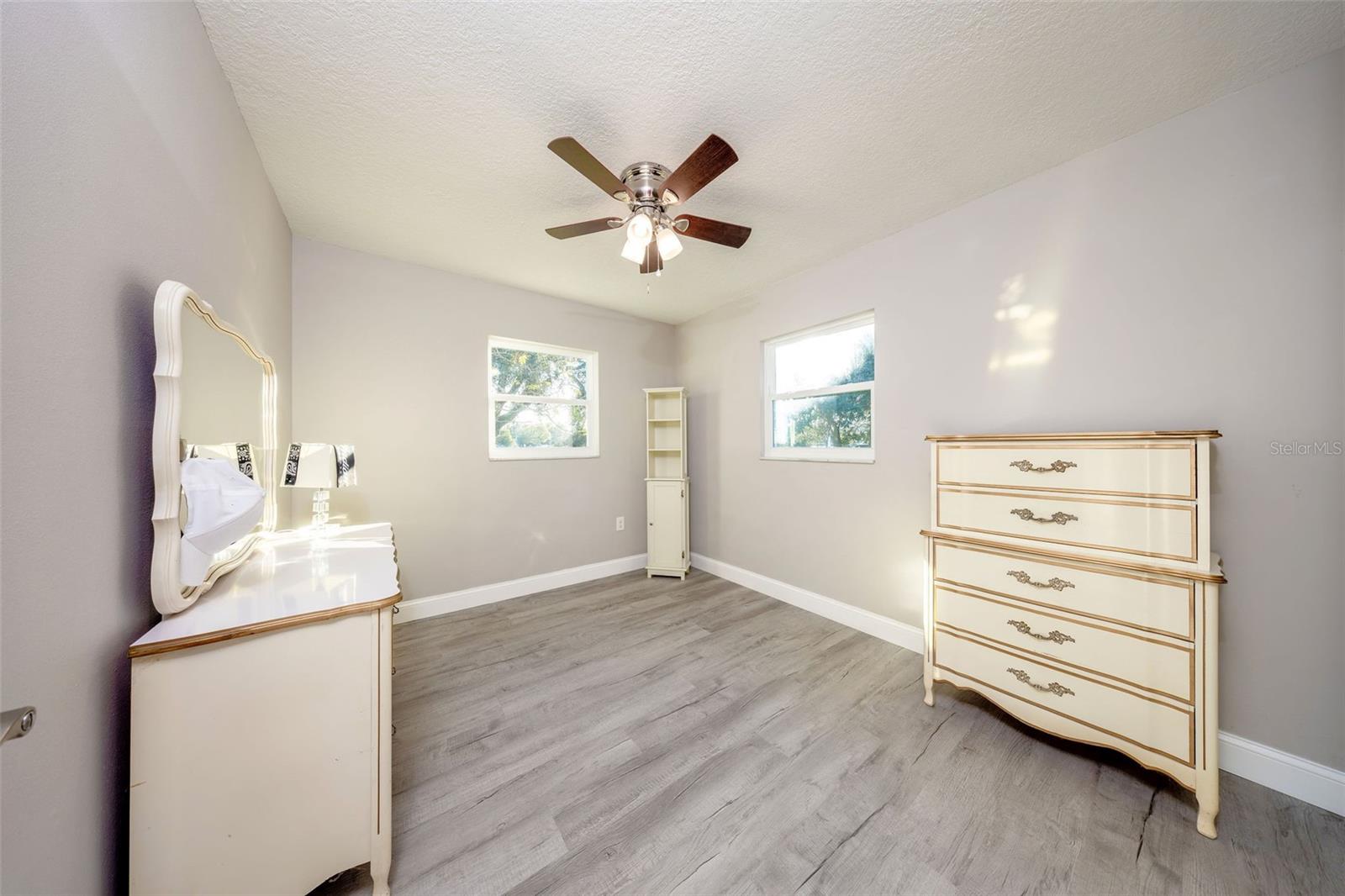 Image 25 of 30 For 904 22nd Street