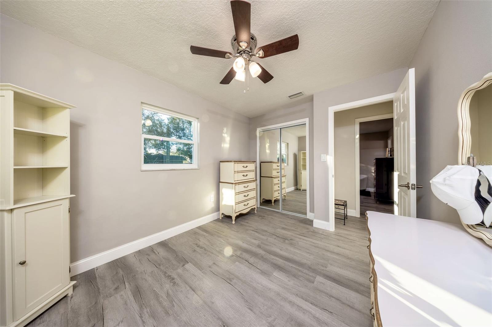 Image 26 of 30 For 904 22nd Street