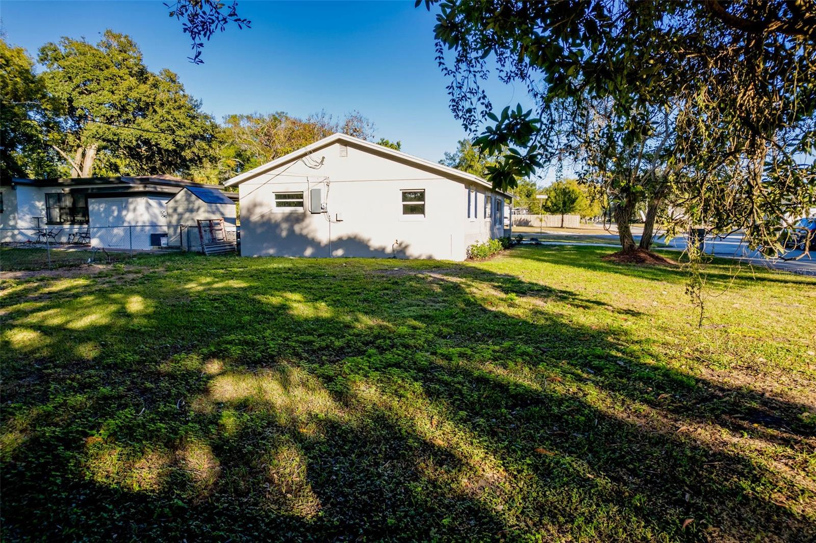 Image 27 of 30 For 904 22nd Street