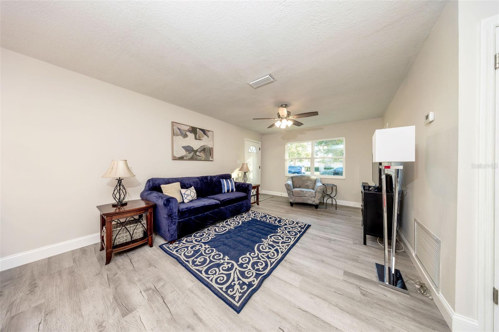 Image 9 of 30 For 904 22nd Street