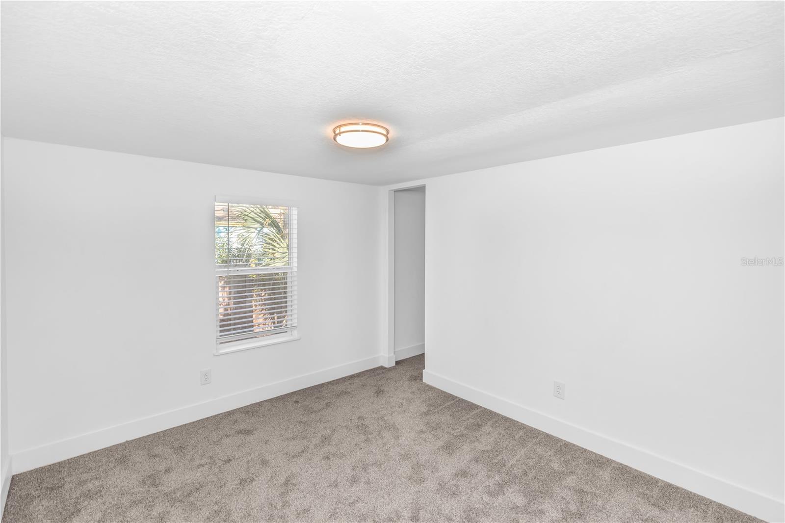 Image 16 of 26 For 1311 Elizabeth Street