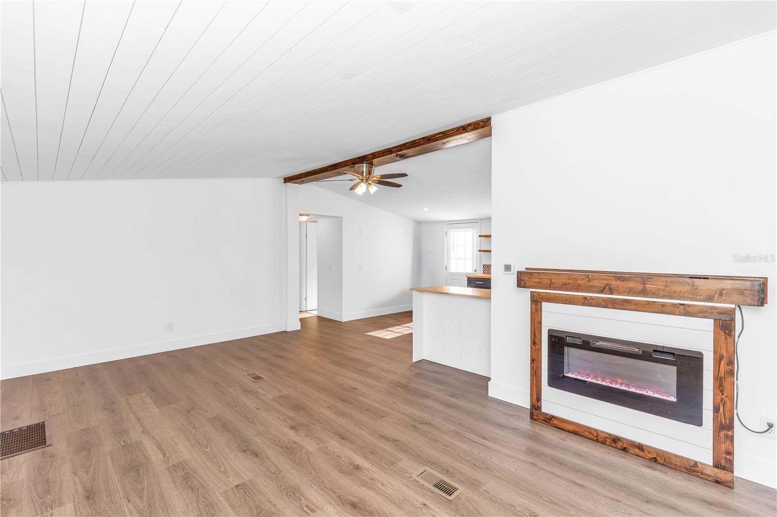 Image 7 of 26 For 1311 Elizabeth Street