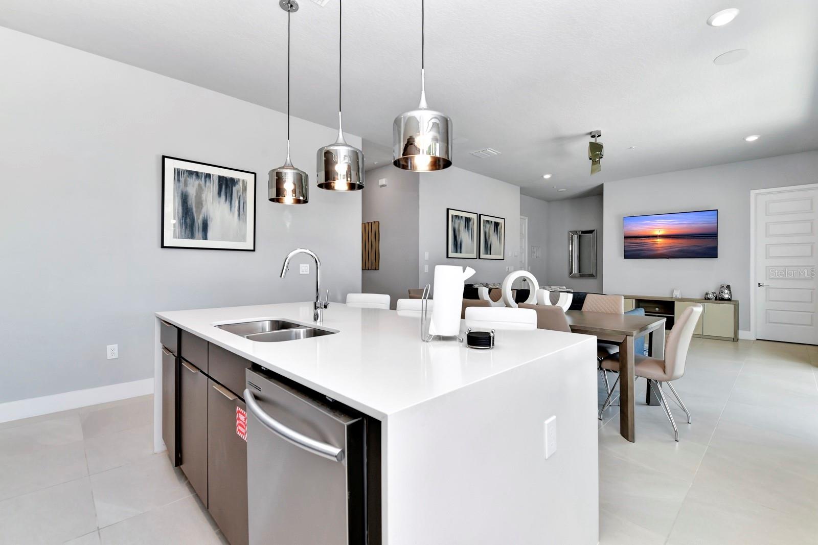 Image 18 of 40 For 7740 Sandy Ridge Drive 113