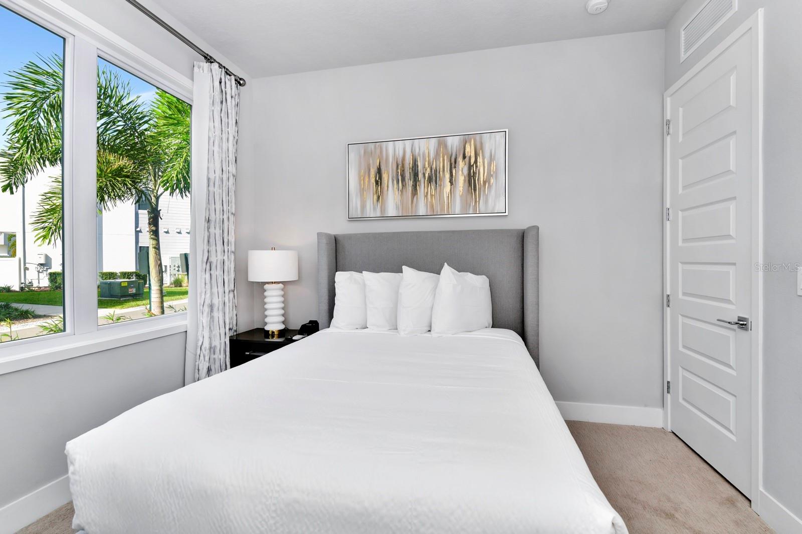 Image 27 of 40 For 7740 Sandy Ridge Drive 113