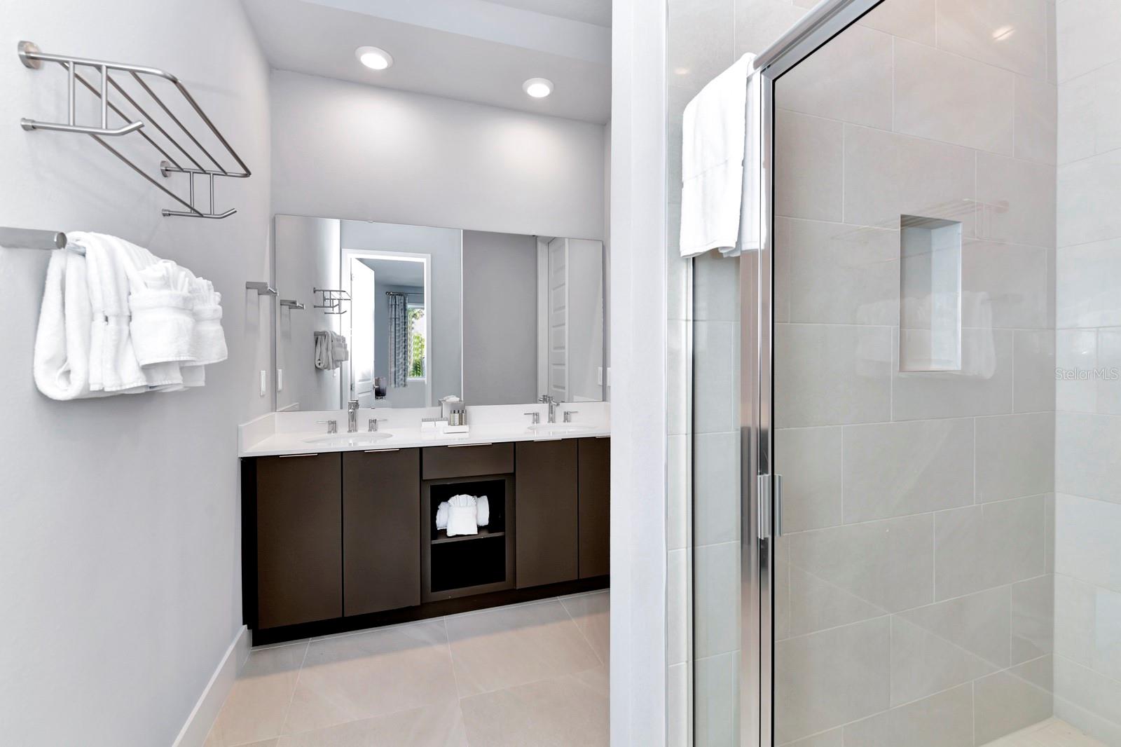 Image 32 of 40 For 7740 Sandy Ridge Drive 113