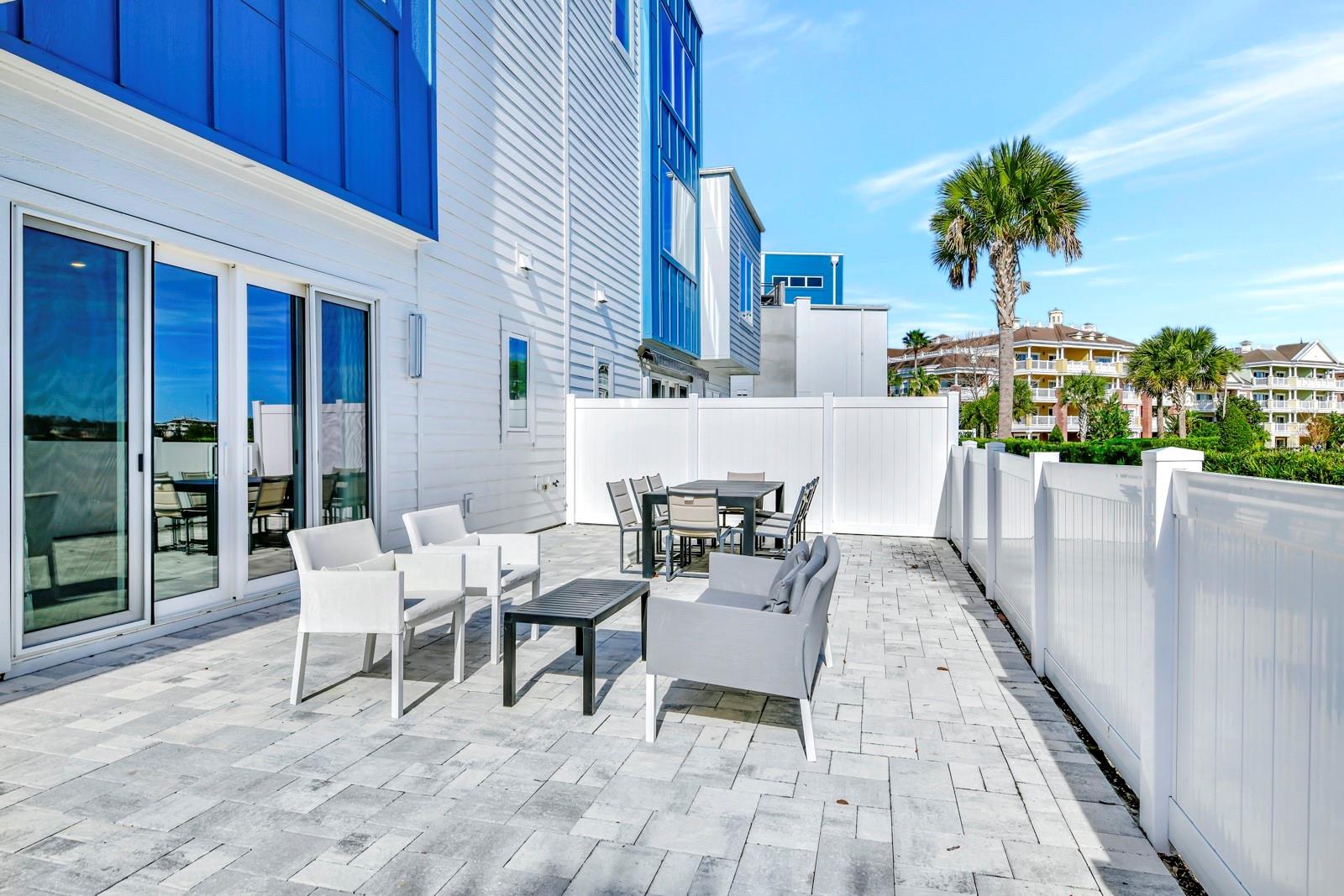 Image 35 of 40 For 7740 Sandy Ridge Drive 113