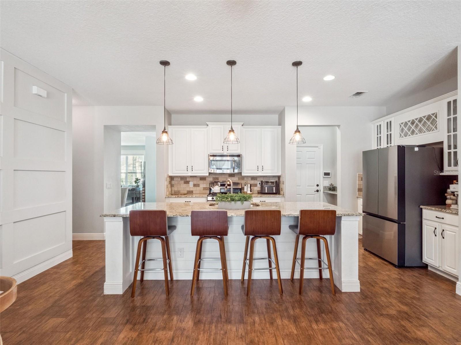 Image 11 of 31 For 1110 Vinsetta Circle