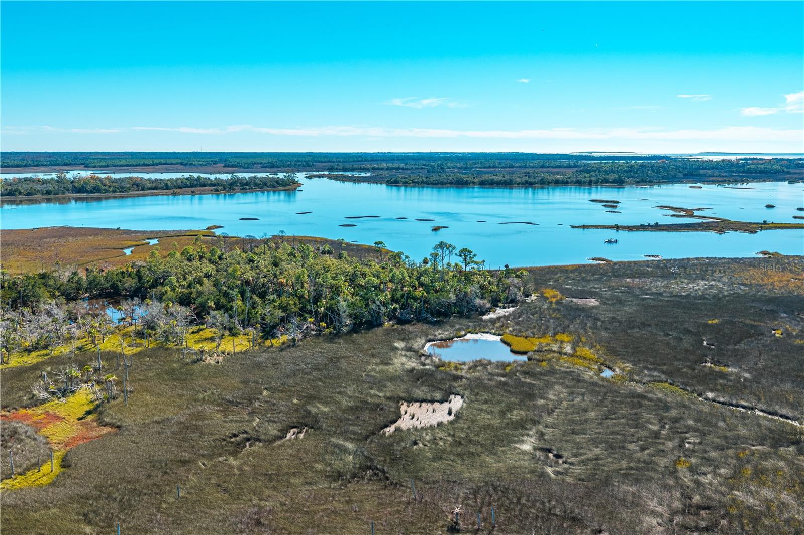 Image 19 of 46 For Clark Island