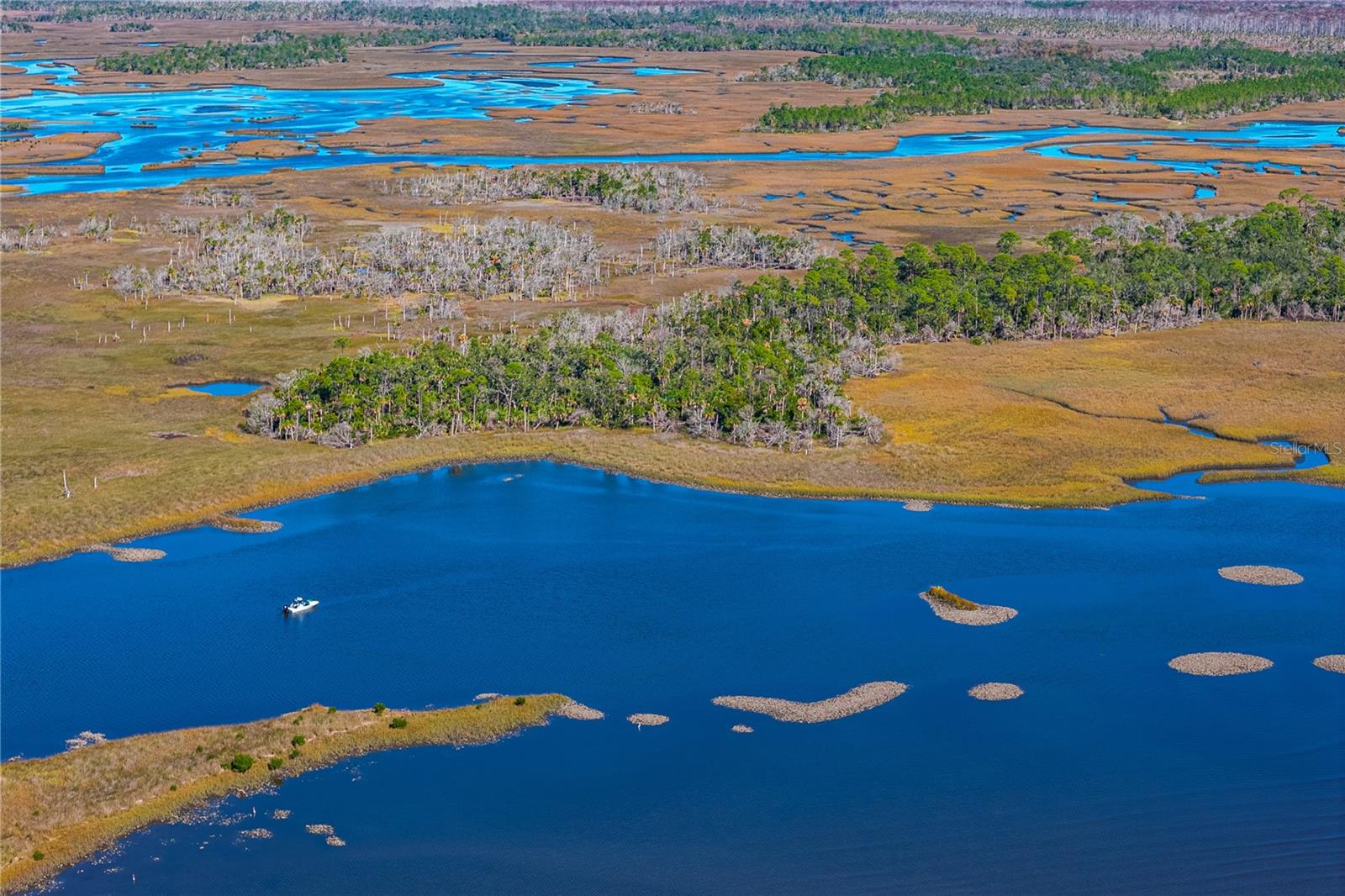 Image 23 of 46 For Clark Island