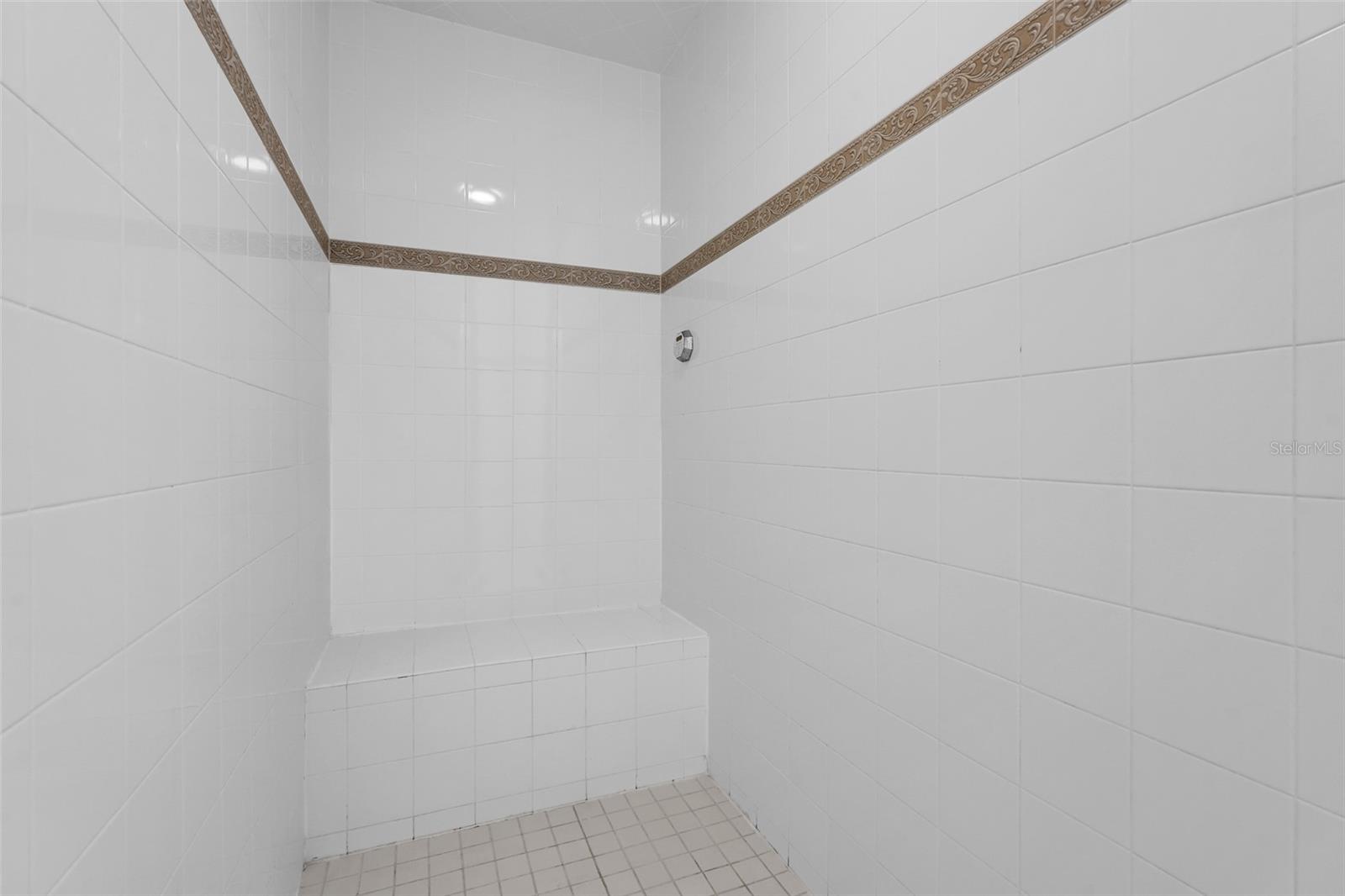 Image 24 of 48 For 8033 Acadia Estates Court