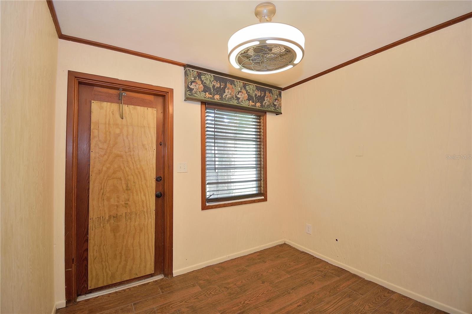 Image 13 of 22 For 150 Alachua Lane