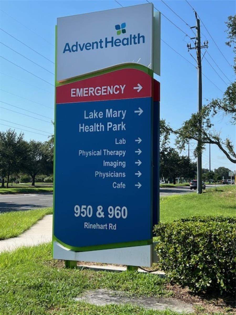 Listing photo id 31 for 475 Arrowmount Place