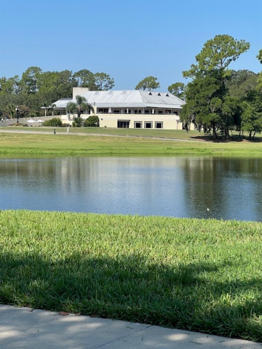 Listing photo id 33 for 475 Arrowmount Place