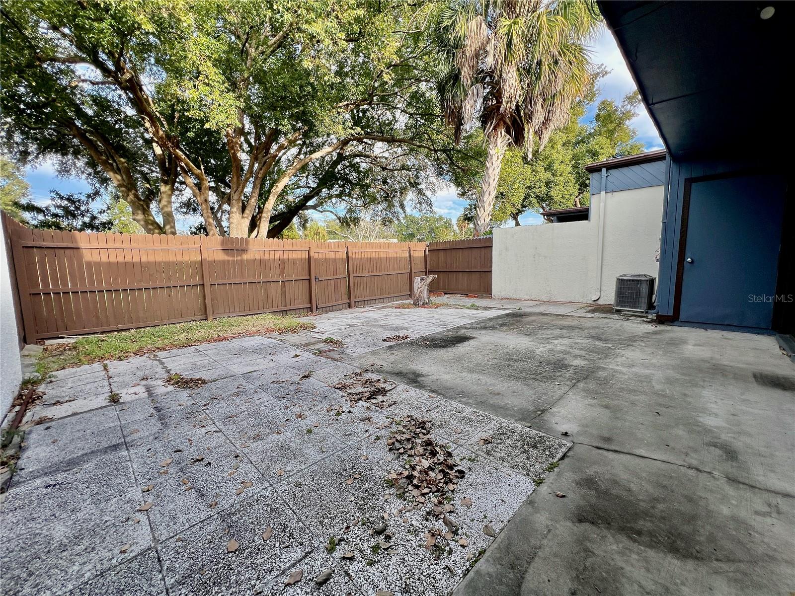 Image 21 of 28 For 2651 Cayman Way