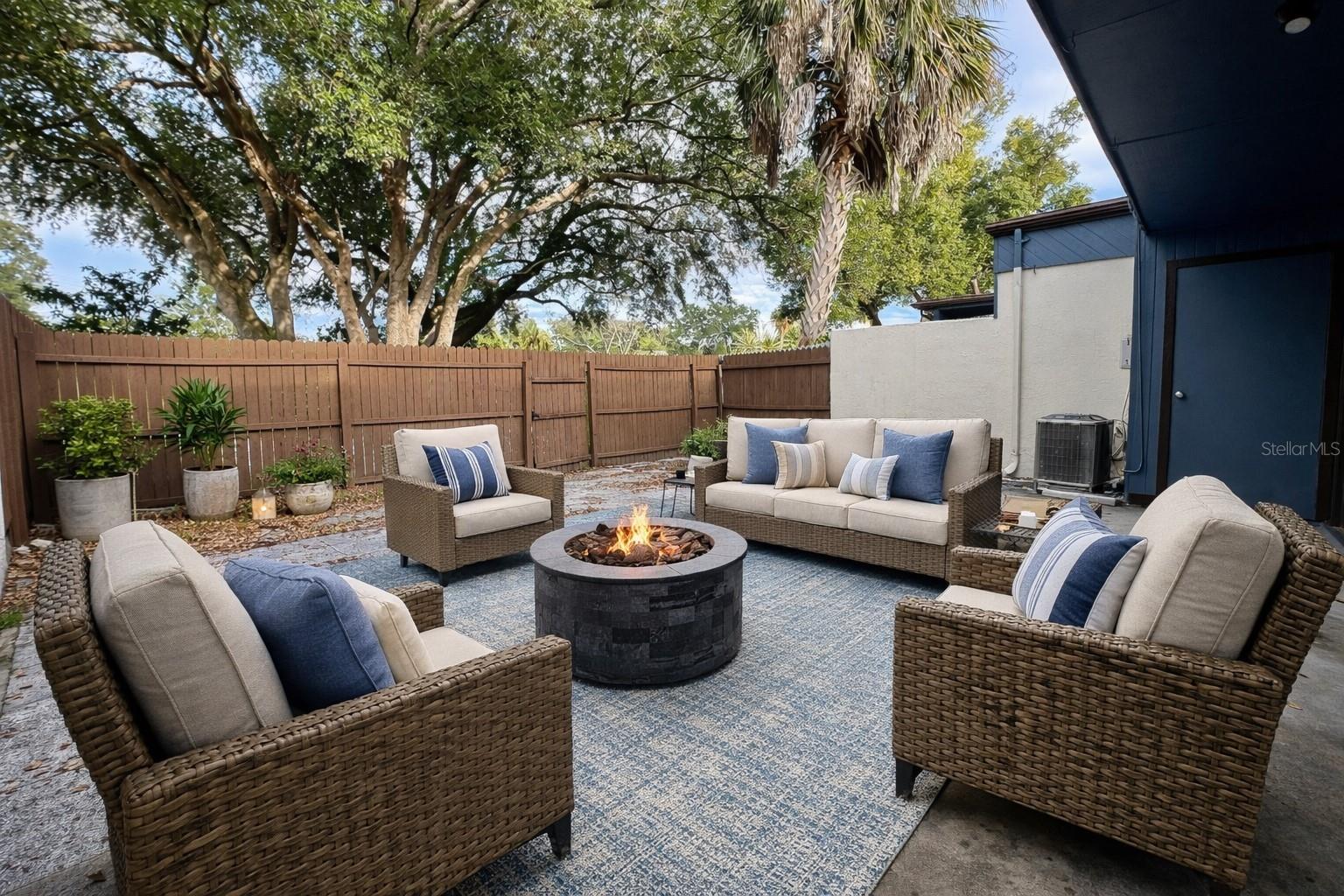 Image 22 of 28 For 2651 Cayman Way