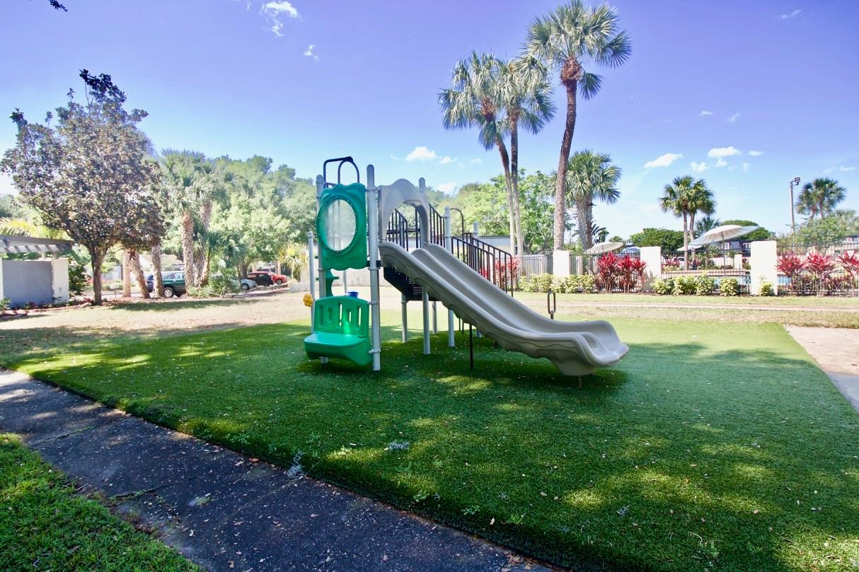 Image 24 of 28 For 2651 Cayman Way