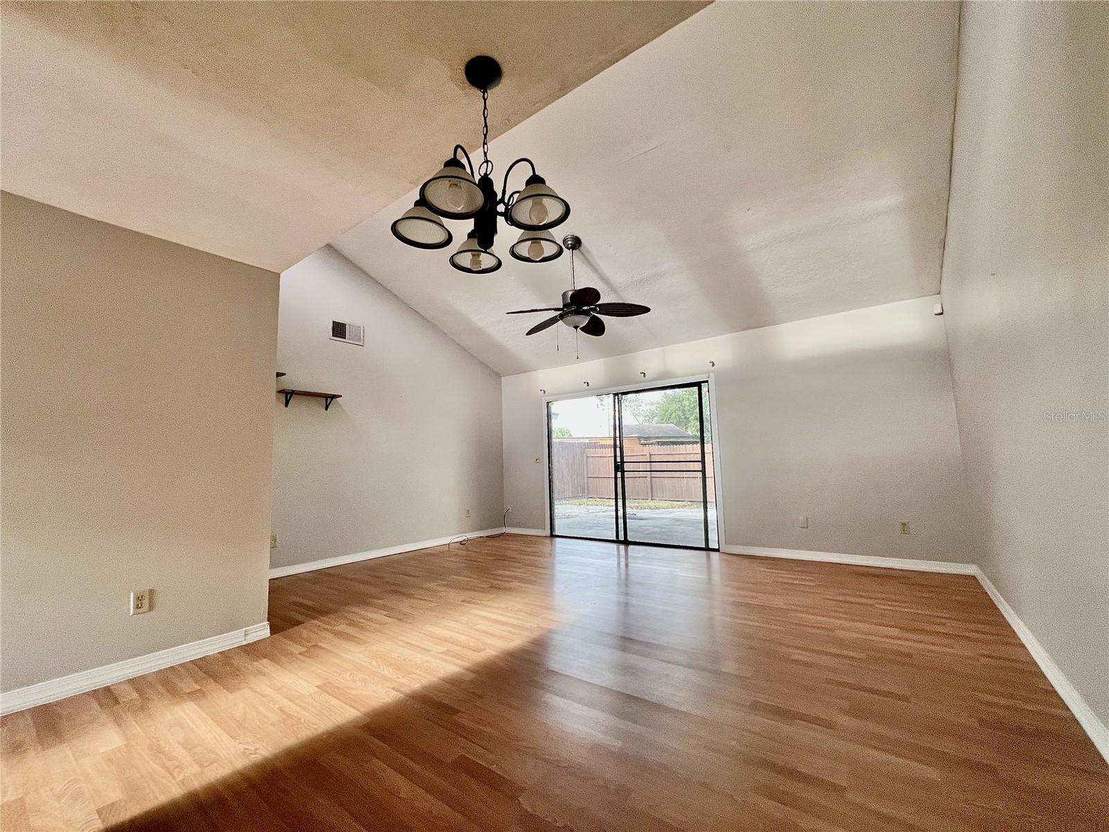 Image 5 of 28 For 2651 Cayman Way