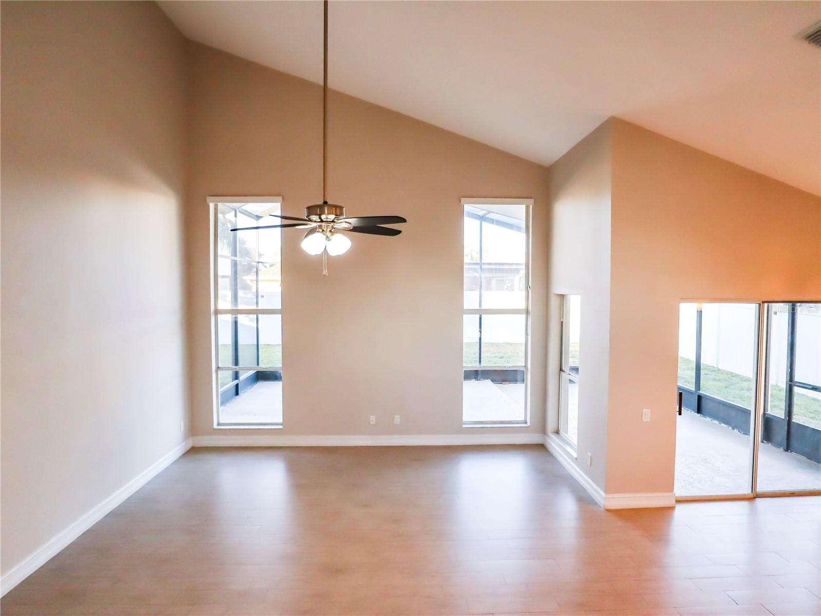 Image 8 of 21 For 3284 Falcon Point Drive