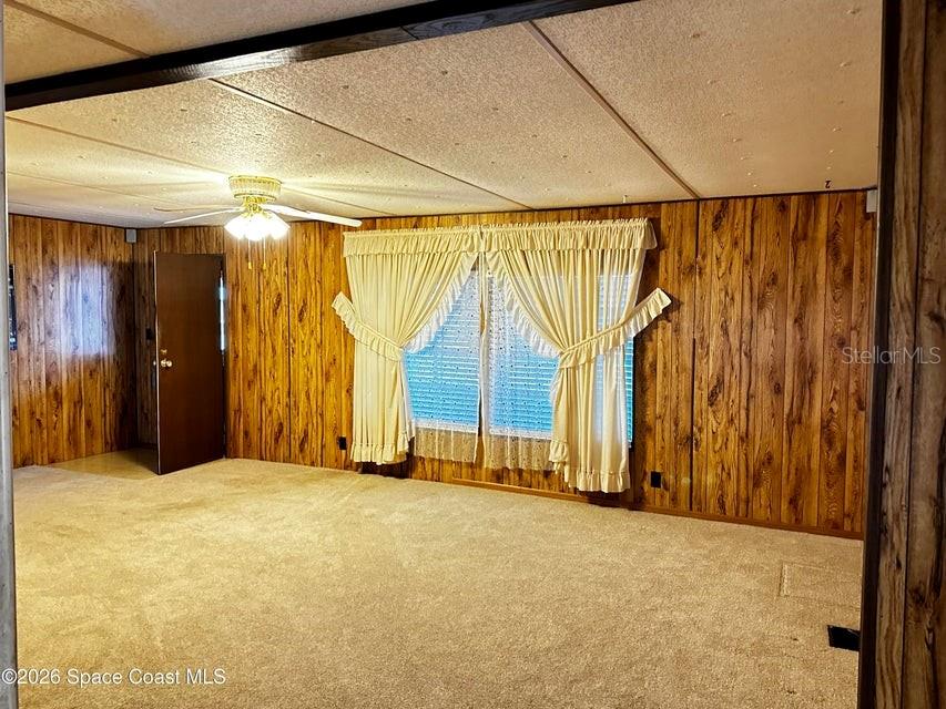 Image 3 of 18 For 4175 Hess Avenue