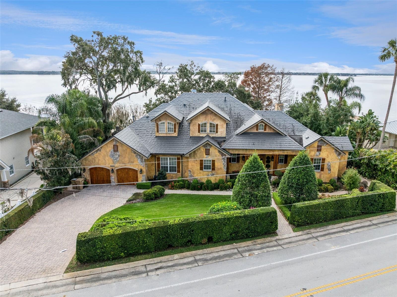 Image 47 of 58 For 1490 Lakeshore Drive