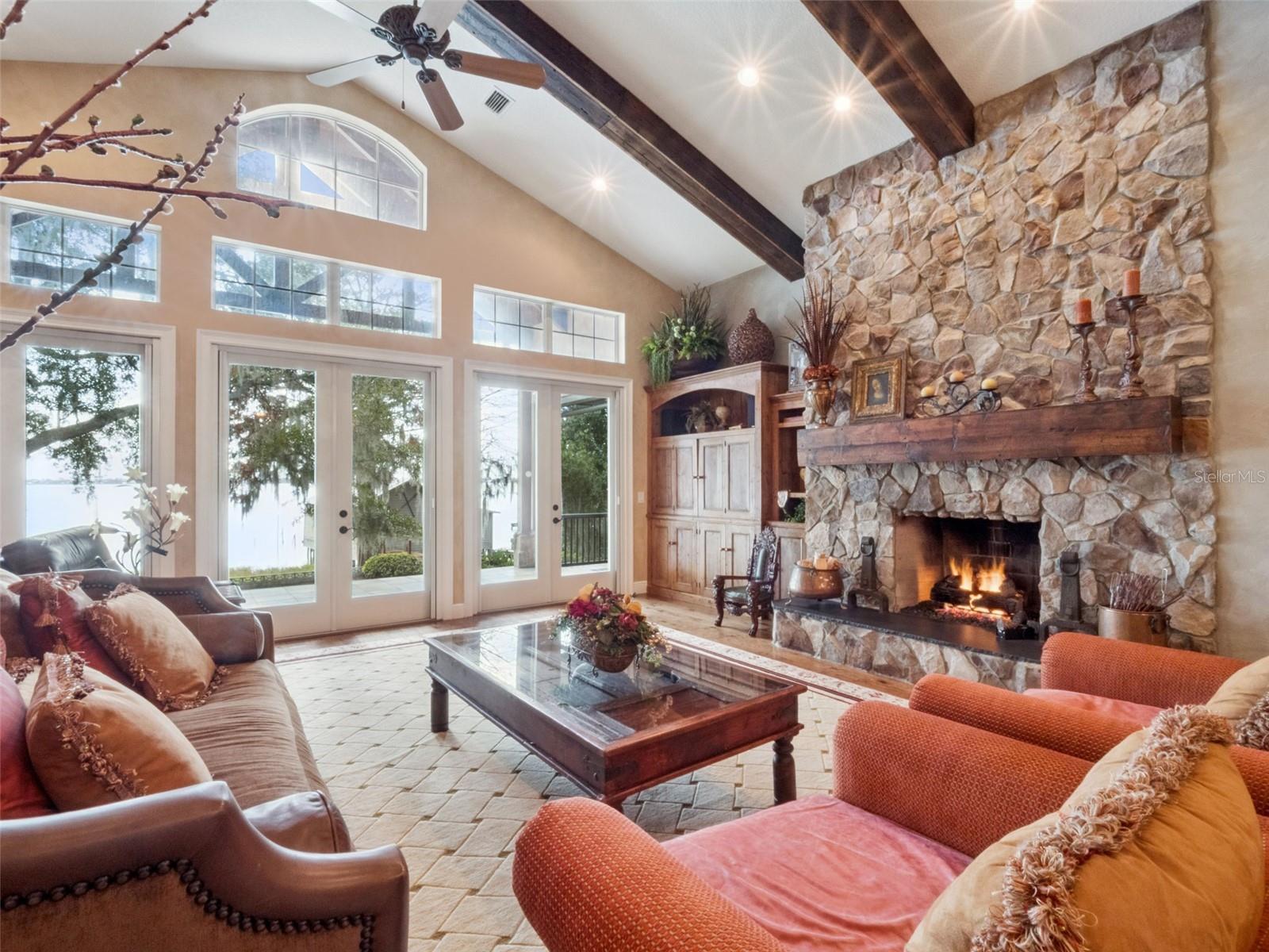 Image 8 of 58 For 1490 Lakeshore Drive