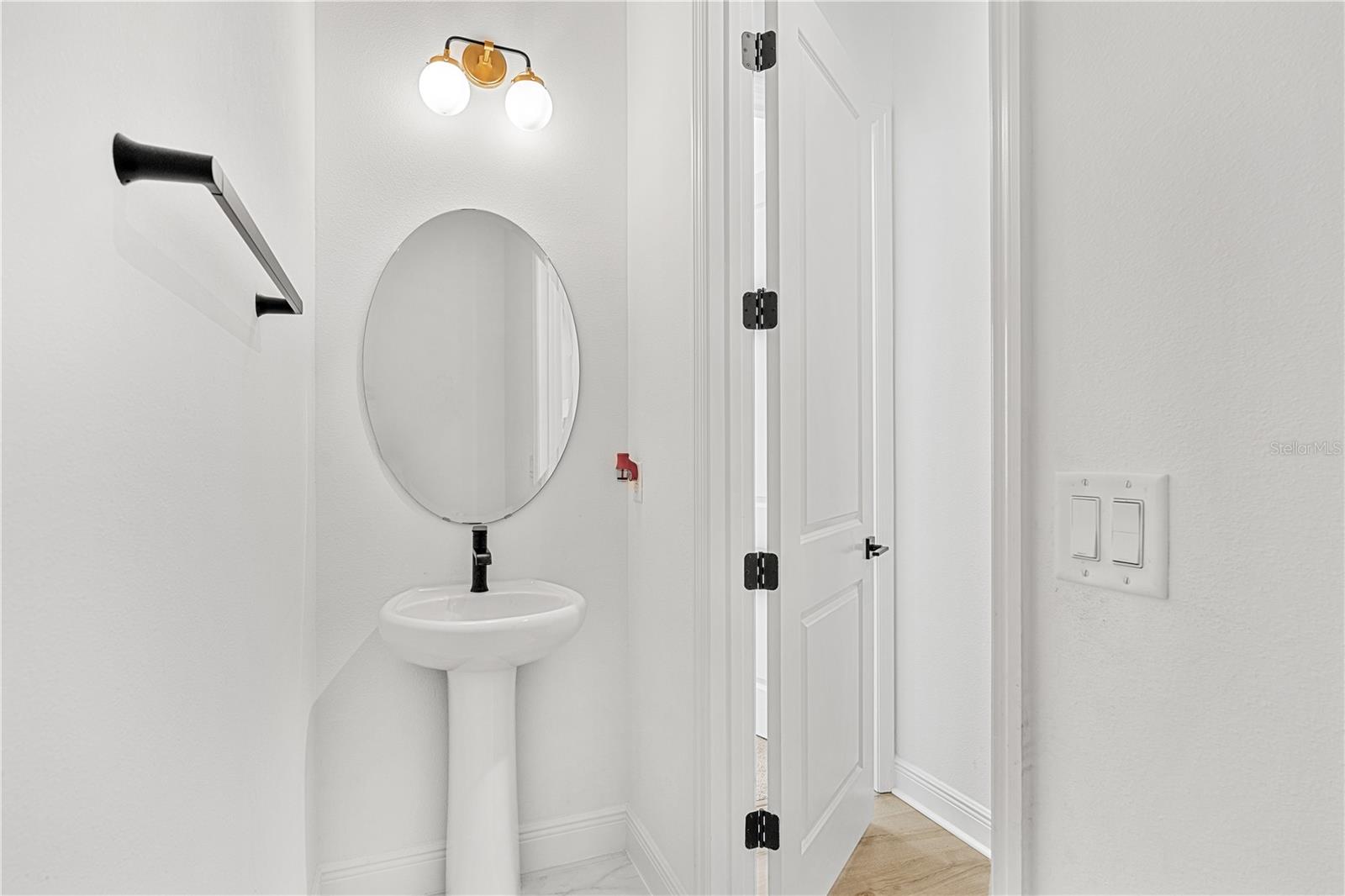 Image 20 of 74 For 3085 Expedition Drive