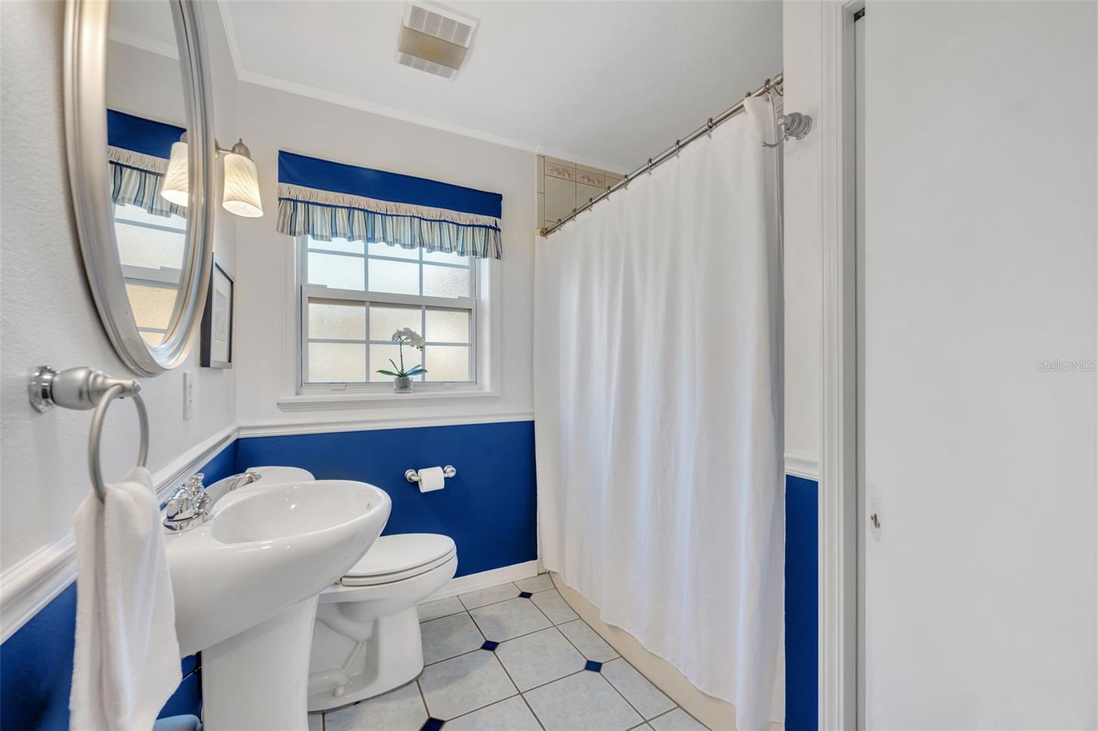 Image 21 of 28 For 1680 Palmer Avenue