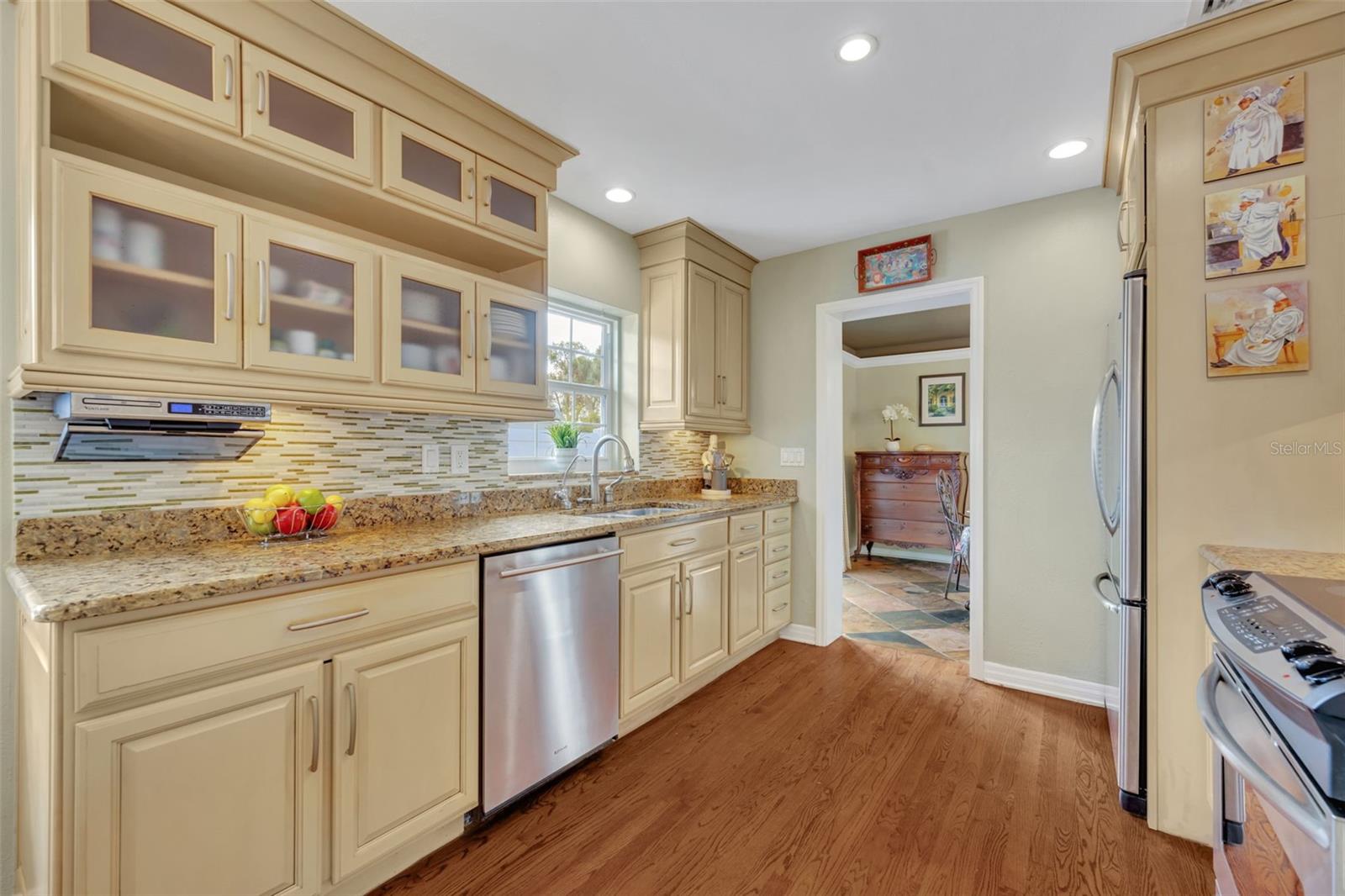 Image 8 of 28 For 1680 Palmer Avenue