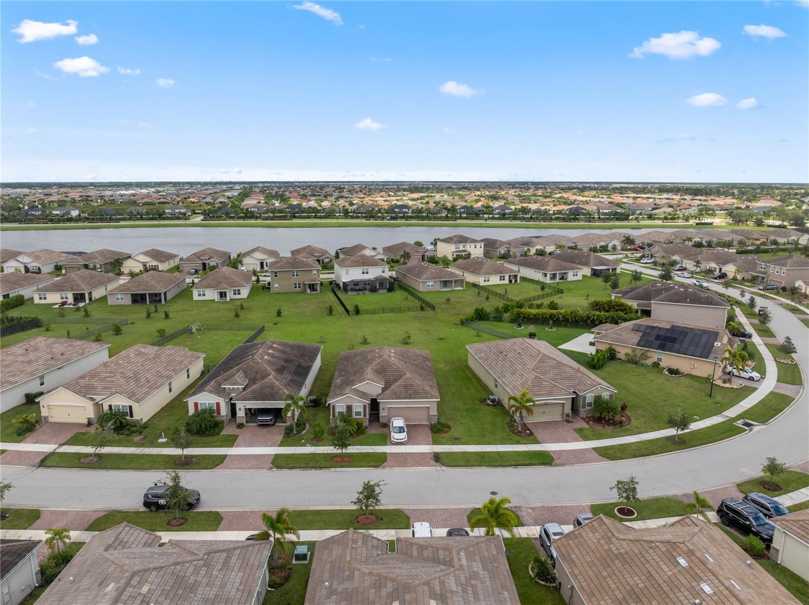 Image 13 of 36 For 10552 Toren Way