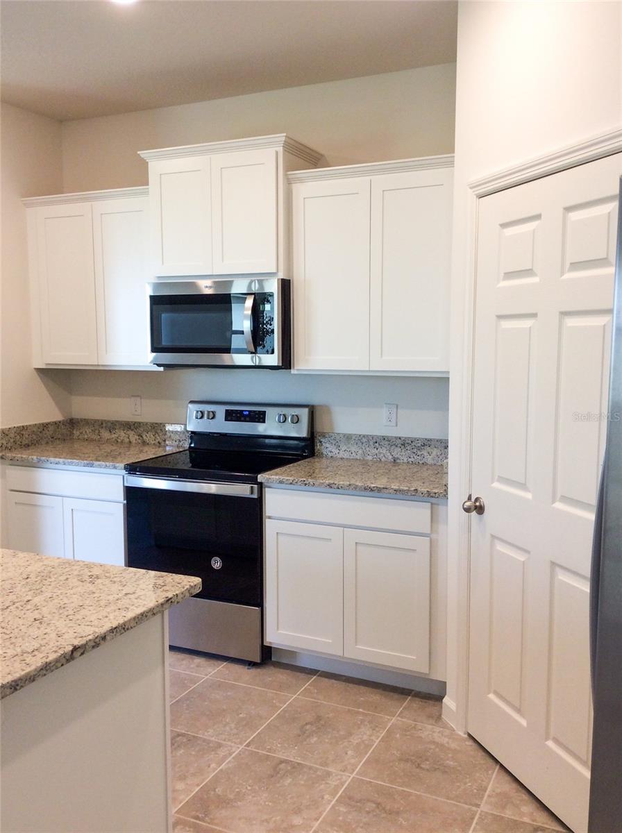 Image 22 of 36 For 10552 Toren Way