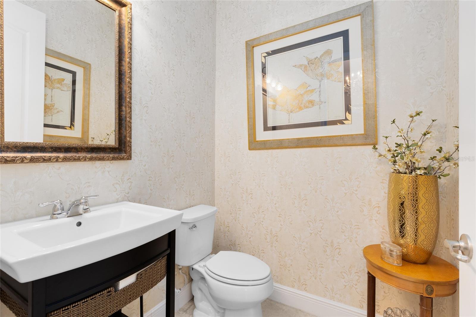 Image 26 of 65 For 14153 Corrigan Avenue