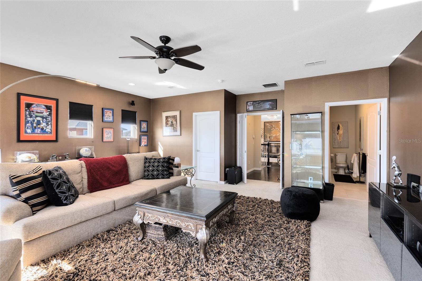 Image 32 of 65 For 14153 Corrigan Avenue